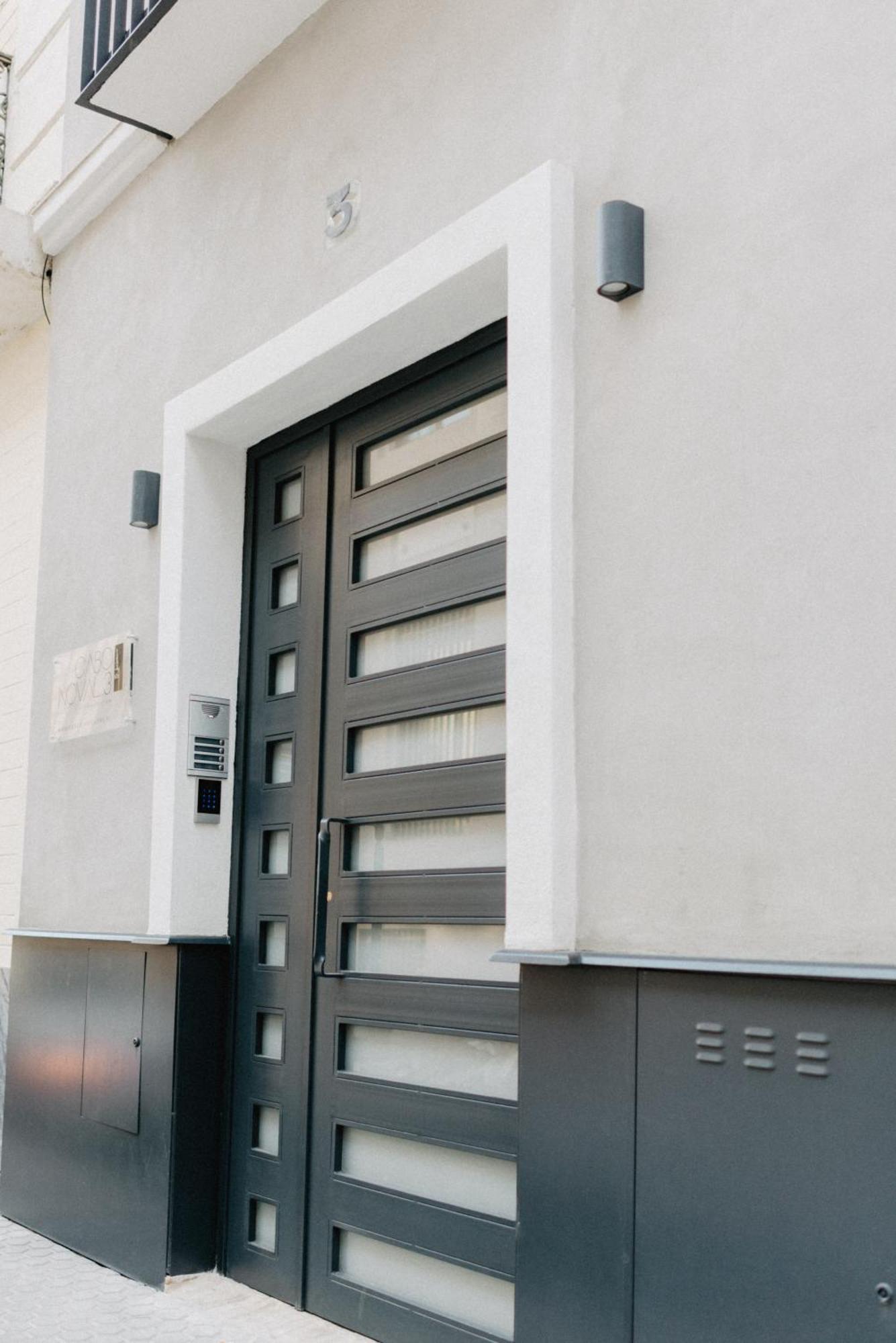 Alohamundi Cabo Noval Apartment Seville Exterior photo